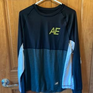 American Eagle men’s top